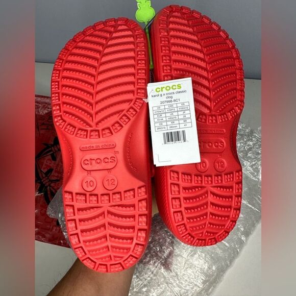 NWT Karol G x Crocs Collab Classic Clog Mens 10 / Women’s 12 Light Up - Picture 7 of 7